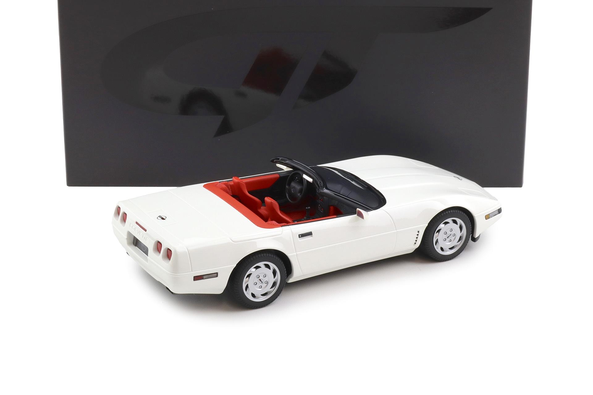 1:18 GT Spirit GT580 Chevrolet Corvette C4 Convertible 1995 Arctic white