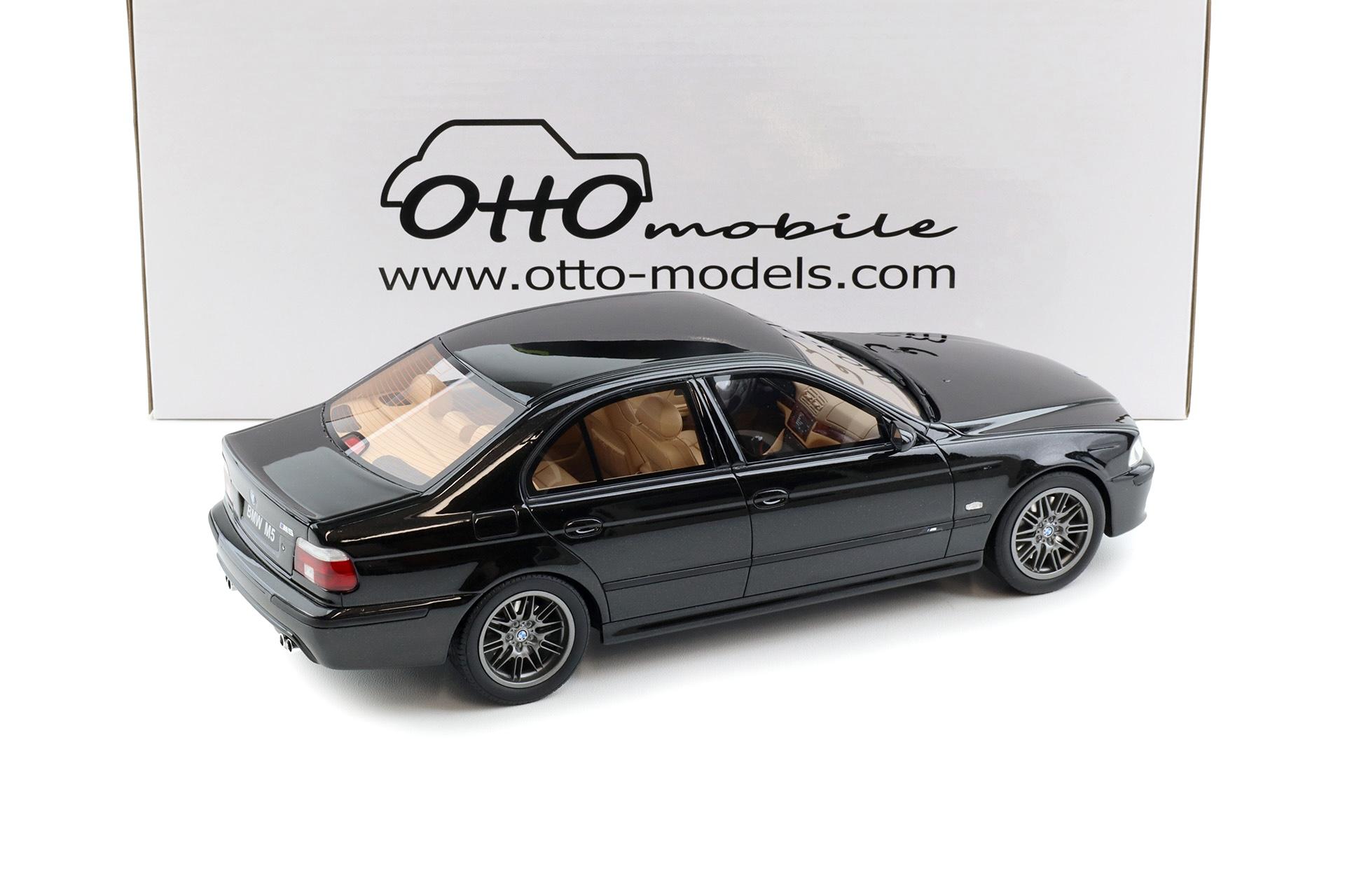 1:18 OTTO mobile OT1338 BMW M5 E39 Limousine Saphire black metallic 2000