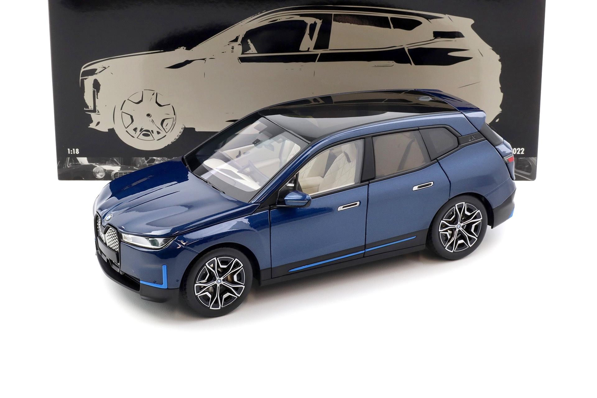 1:18 Minichamps BMW iX 2022 blue metallic