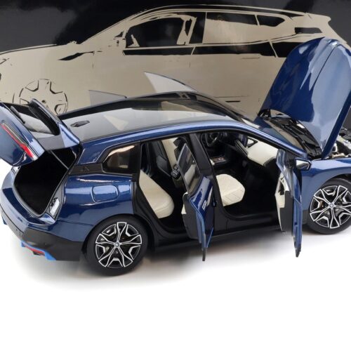 1:18 Minichamps BMW iX 2022 blue metallic
