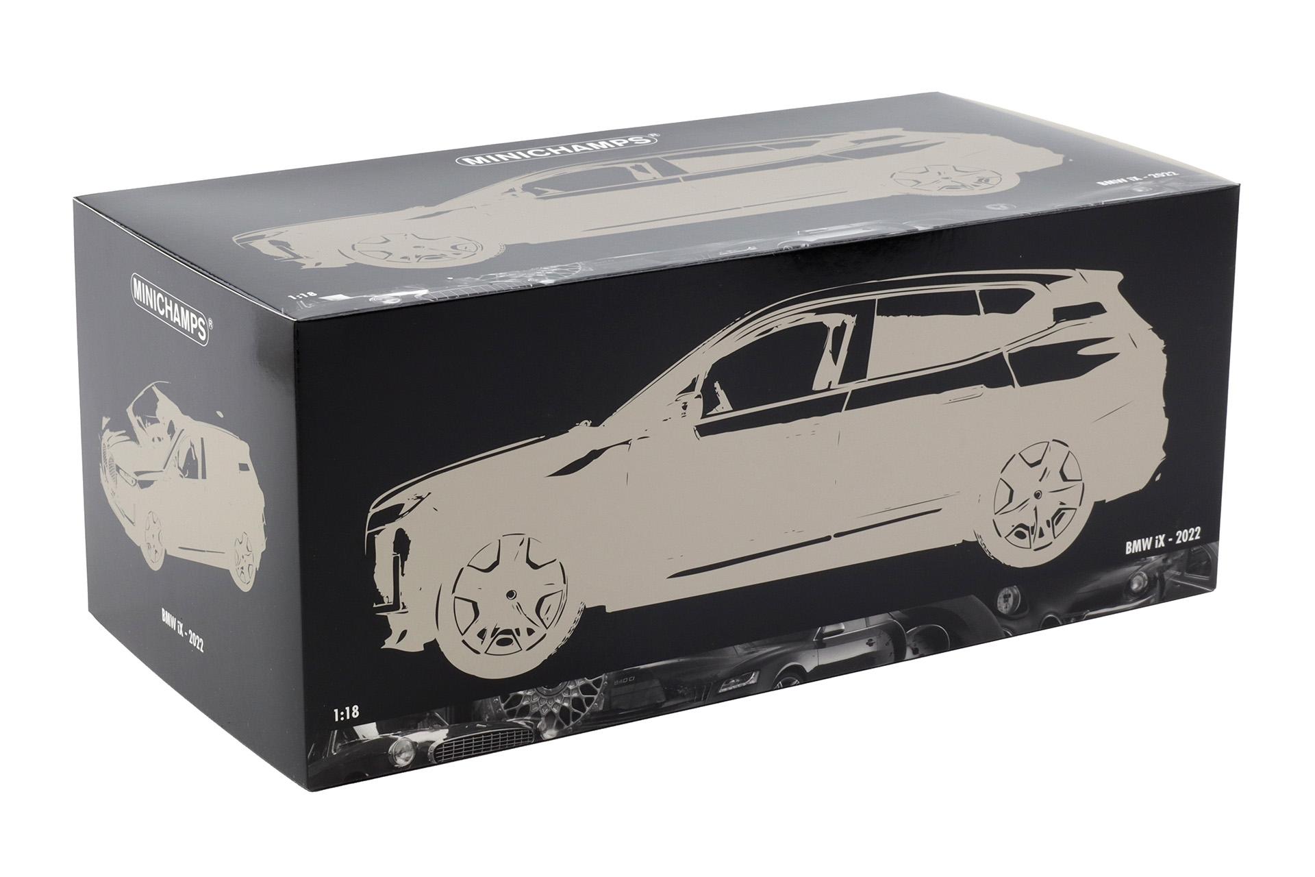 1:18 Minichamps BMW iX 2022 blue metallic