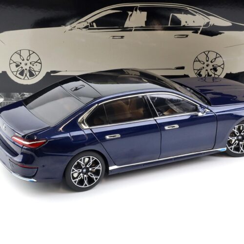 1:18 Minichamps BMW i7 Limousine 2022 blue metallic