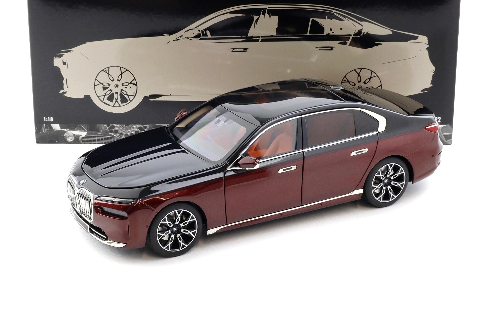 1:18 Minichamps BMW i7 Limousine 2022 black/ red metallic