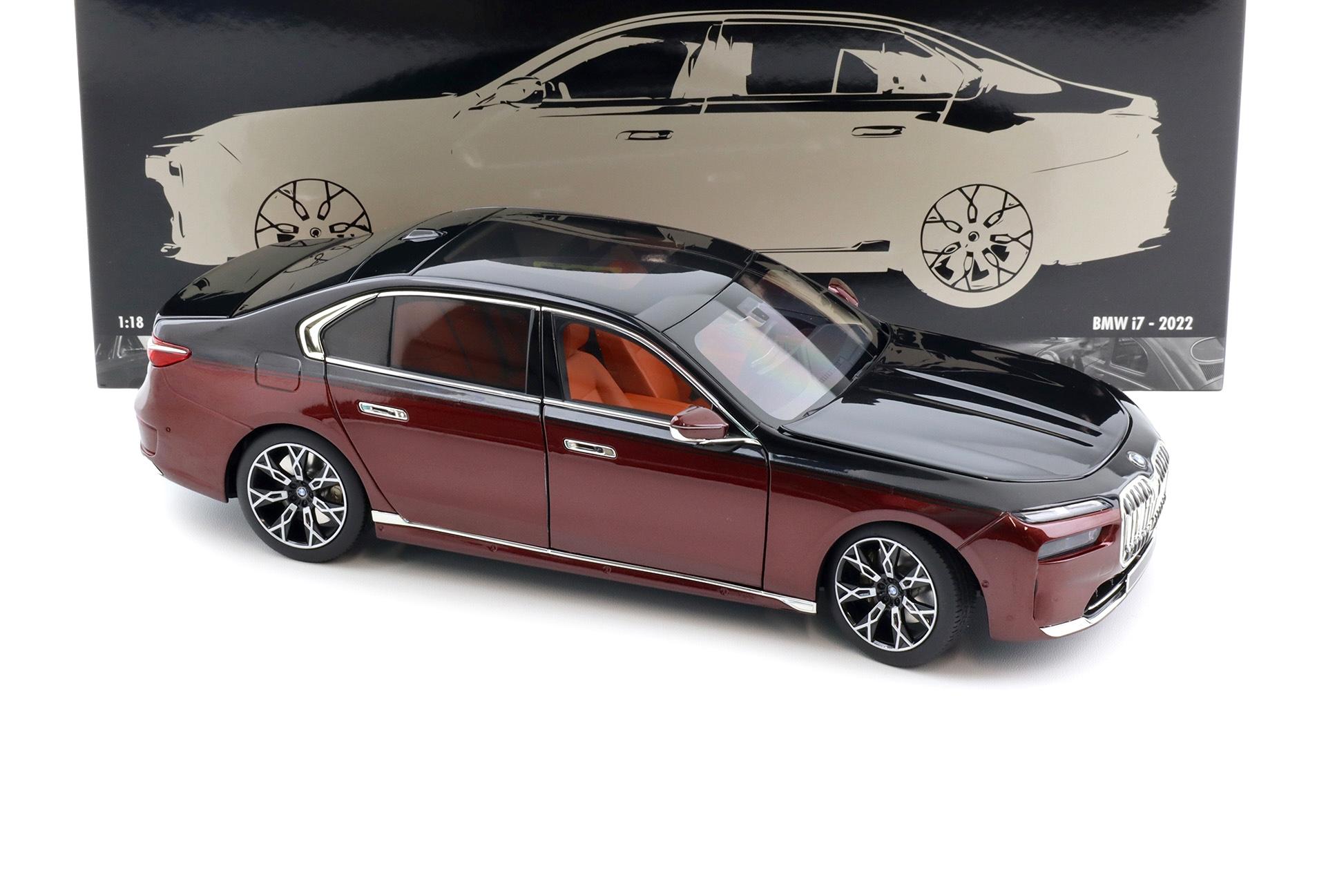 1:18 Minichamps BMW i7 Limousine 2022 black/ red metallic