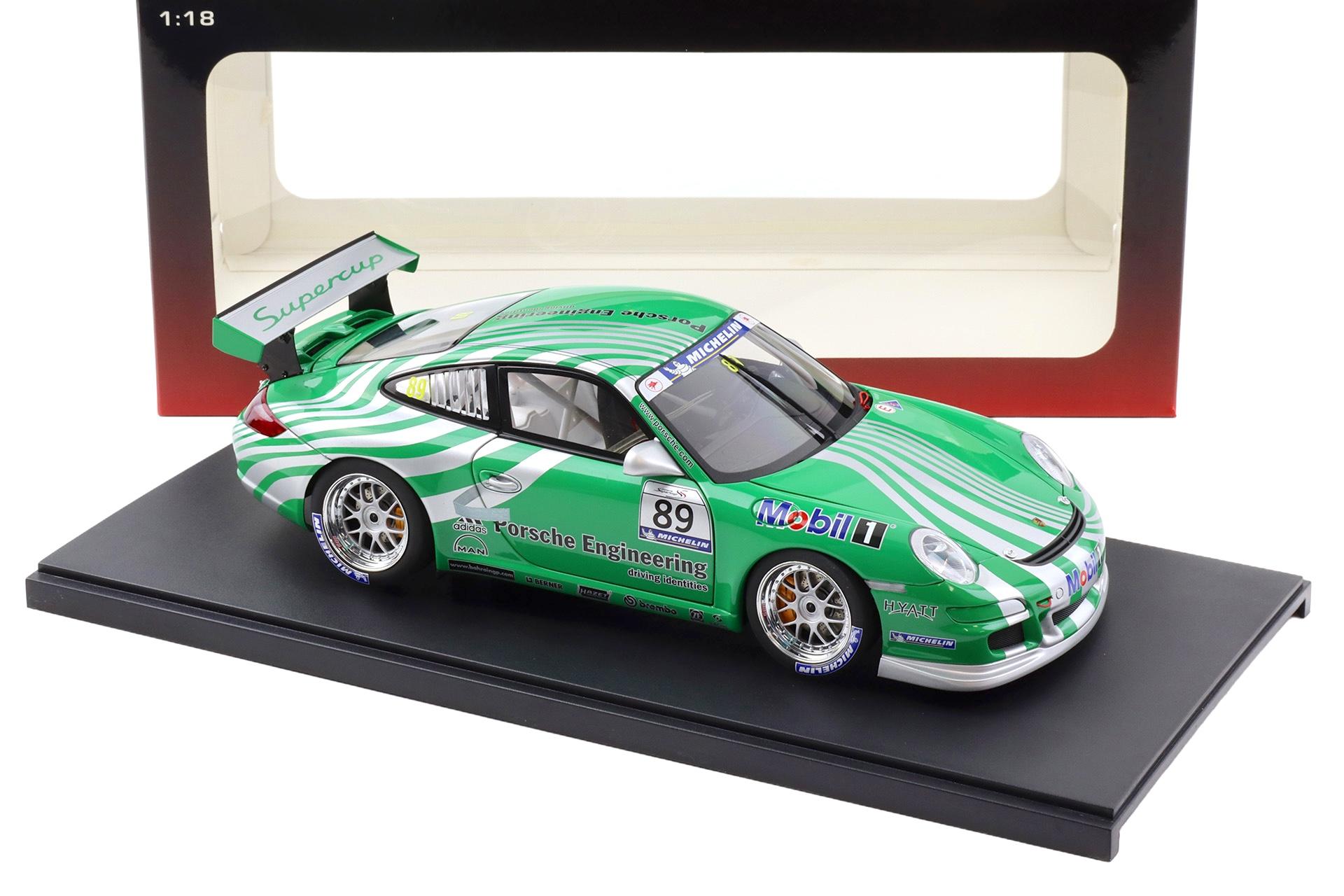 1:18 AUTOart Porsche 911 997 GT3 CUP 2006 #89 VIP/ green Livery 80682