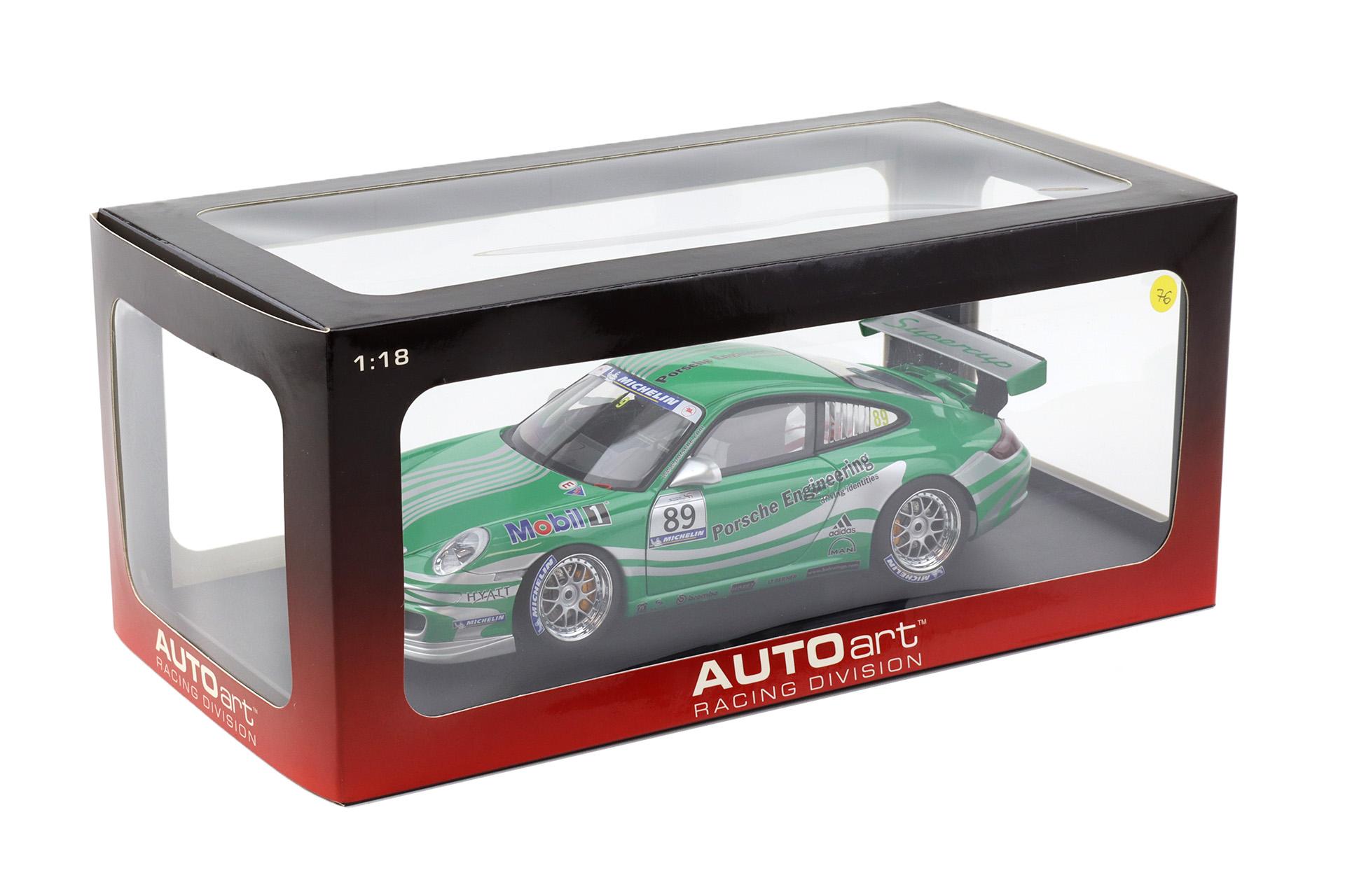 1:18 AUTOart Porsche 911 997 GT3 CUP 2006 #89 VIP/ green Livery 80682
