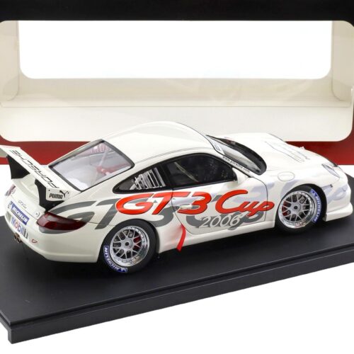 1:18 AUTOart Porsche 911 997 GT3 CUP 2006 Promo Cup Livery white/ silver 80681