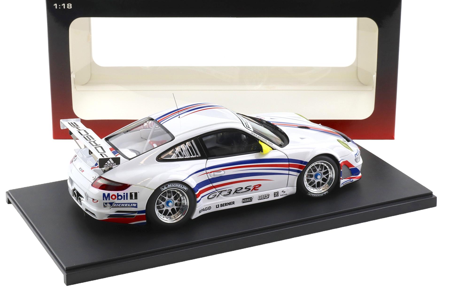 1:18 AUTOart Porsche 911 997 GT3 RSR PRESENTATION white 80770