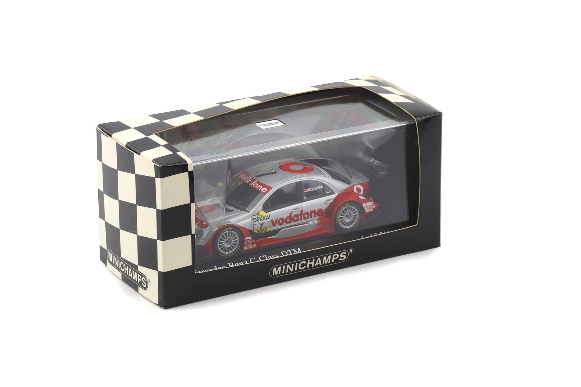 1:43 Minichamps Mercedes C-Class DTM 2005 Team AMG Mercedes #7 B.Schneider
