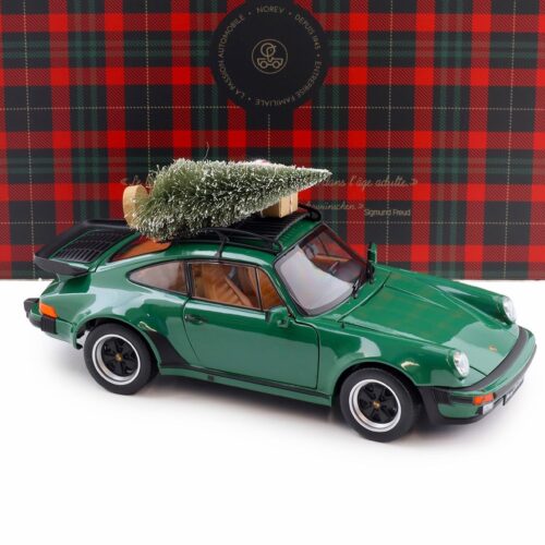 1:18 Norev Porsche 911 930 Turbo 3.3 Coupe 1980 green Christmas Edition