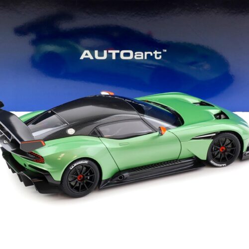 1:18 AUTOart Aston Martin Vulcan 2015 Apple Tree green metallic 70263