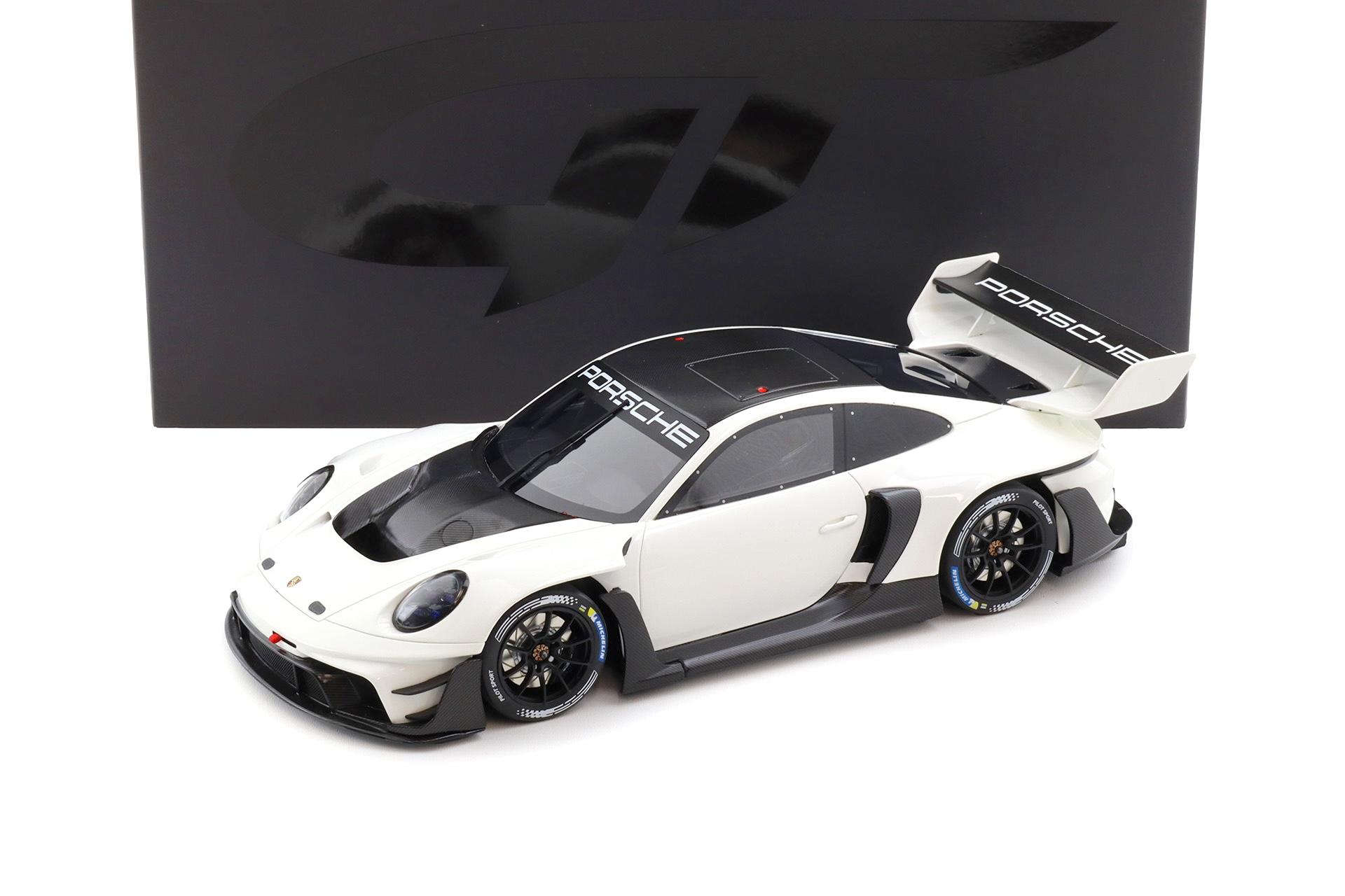1:18 GT Spirit GT1010 Porsche 911 992.1 GT3 Rennsport white 2023