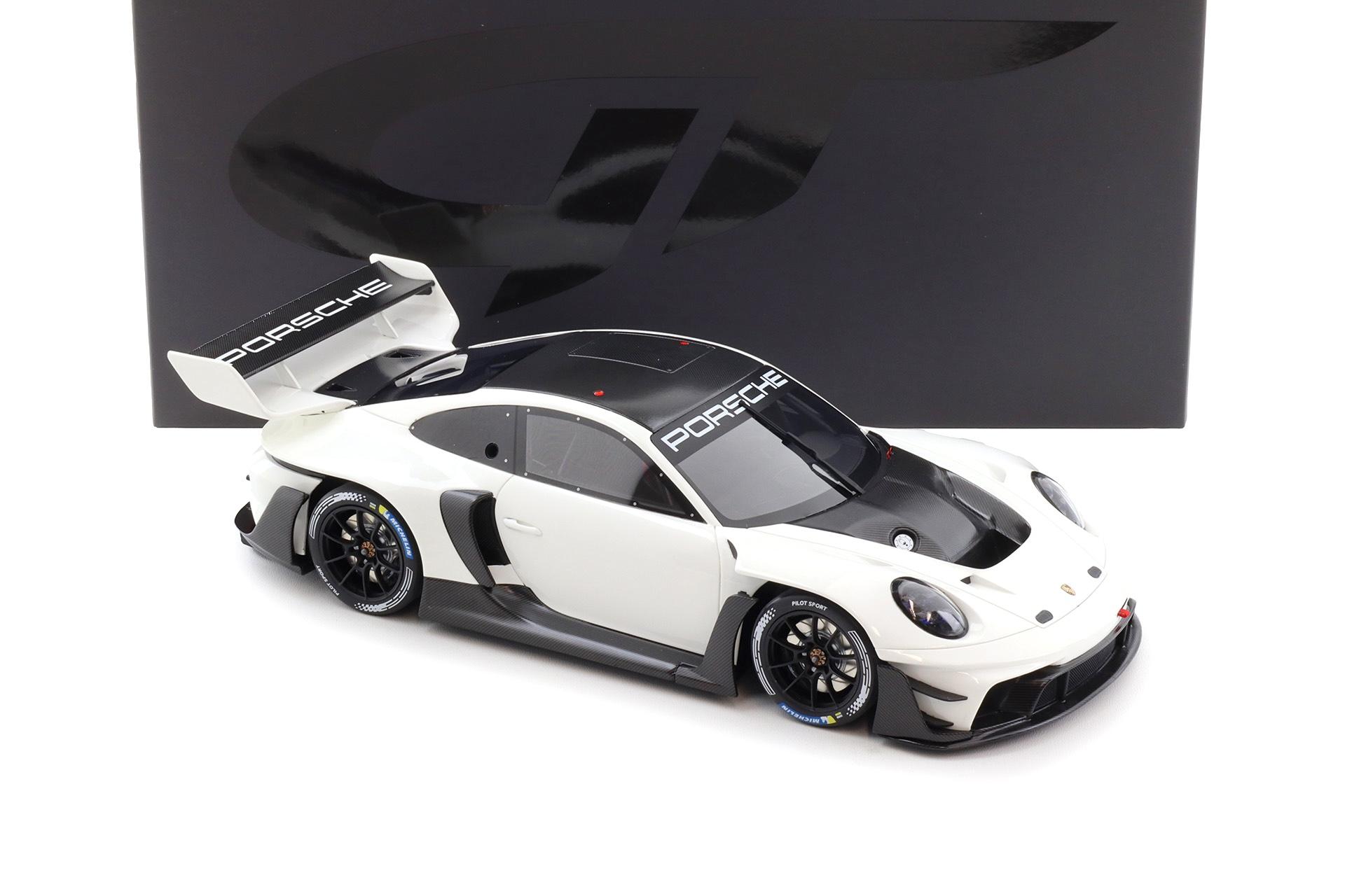 1:18 GT Spirit GT1010 Porsche 911 992.1 GT3 Rennsport white 2023