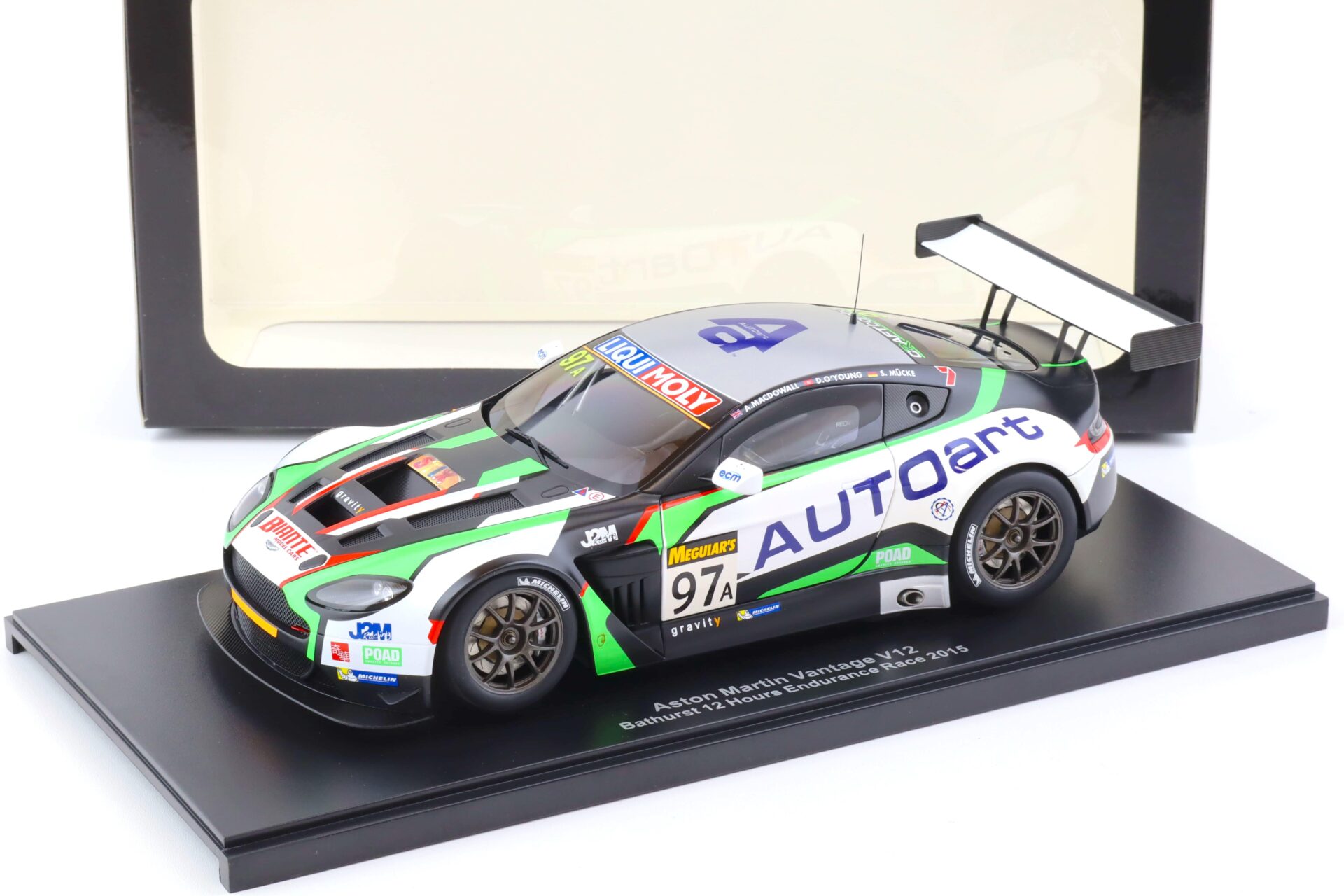1:18 AUTOart Aston Martin Vantage V12 Bathurst 12hrs Endurance Race 2015 #97A