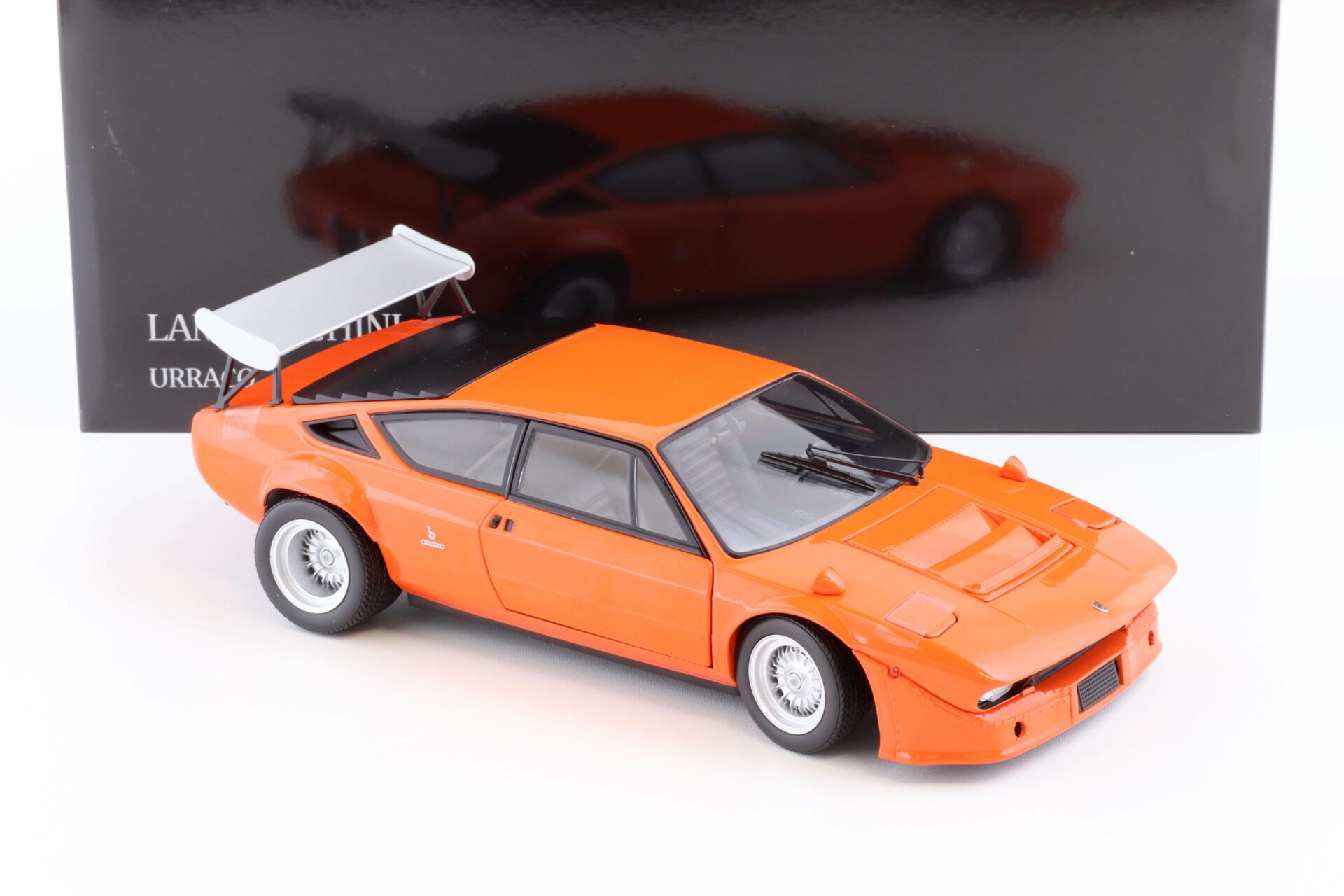 1:18 Kyosho Lamborghini Urraco Rally orange 08445P