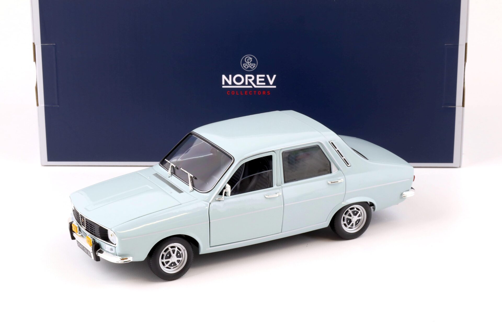 1:18 Norev Renault 12 TS 1974 light blue
