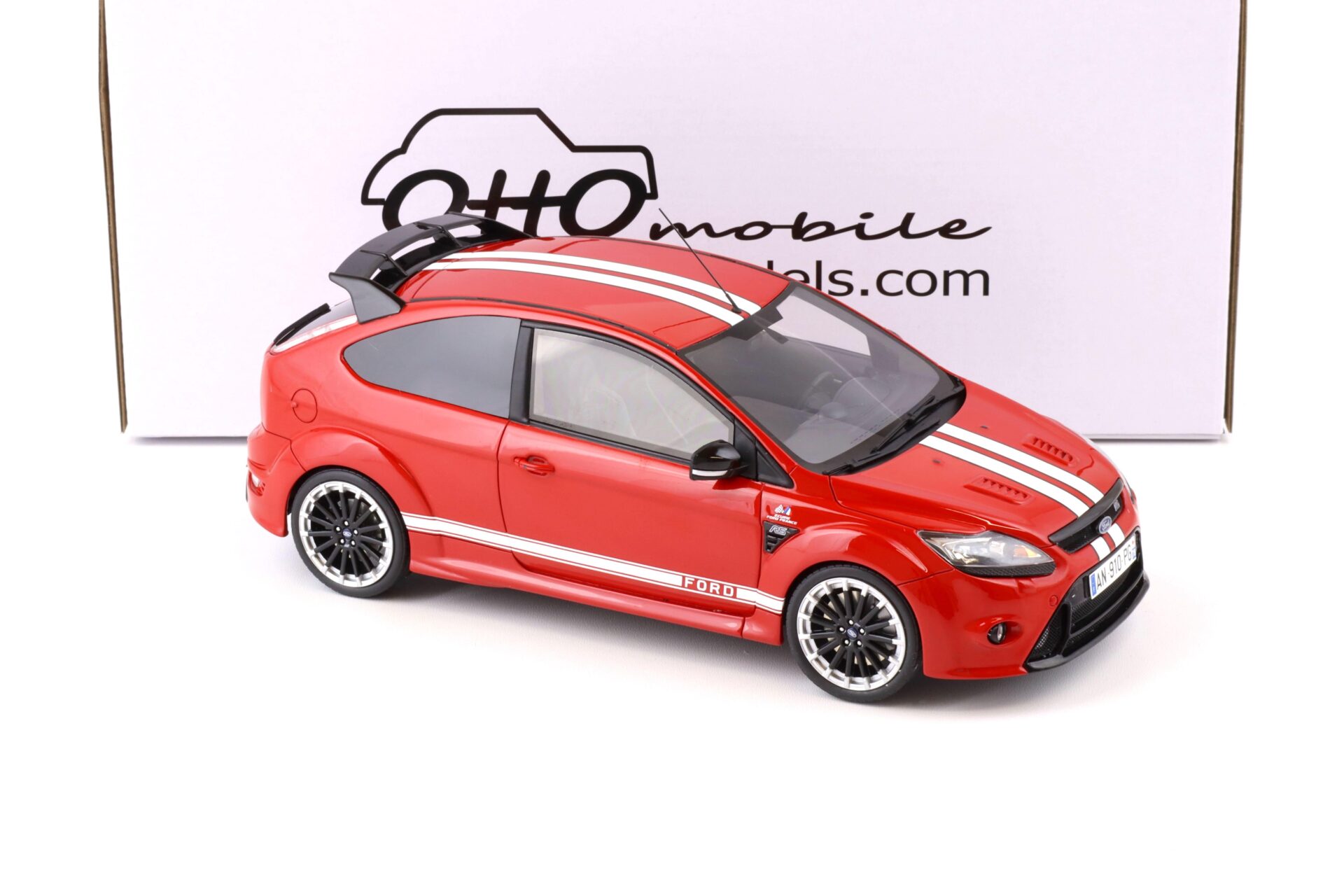 1:18 OTTO mobile OT1007 Ford Focus RS MK2 Le Mans red 2010