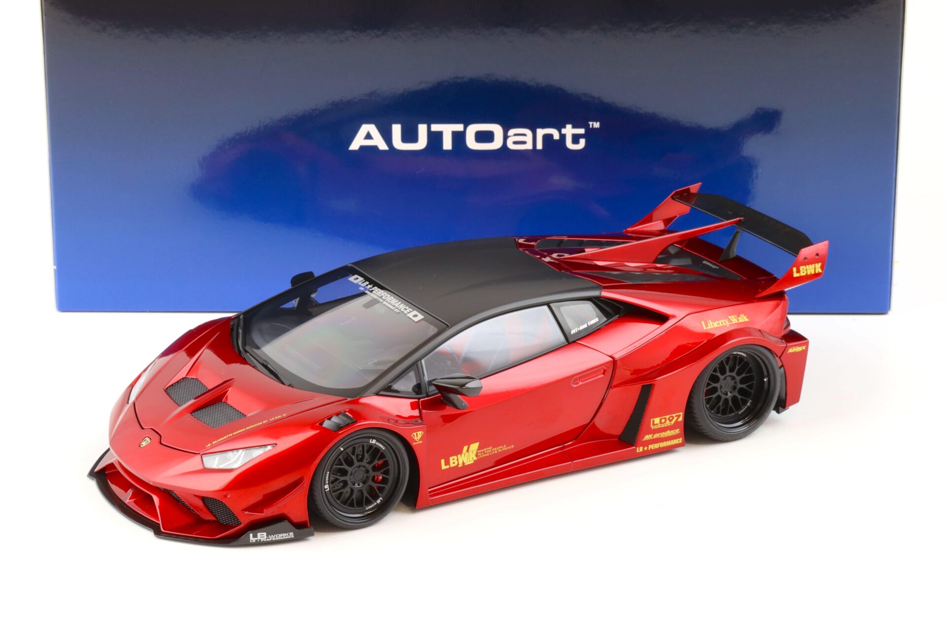 1:18 AUTOart Lamborghini Huracan GT LB-SILHOUETTE Works 2019 hyper red