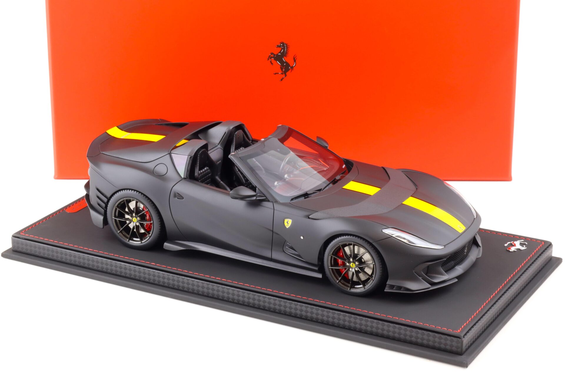 1:18 BBR Ferrari 812 Competizione A matt black/ yellow stripe - Limited 24 pcs.