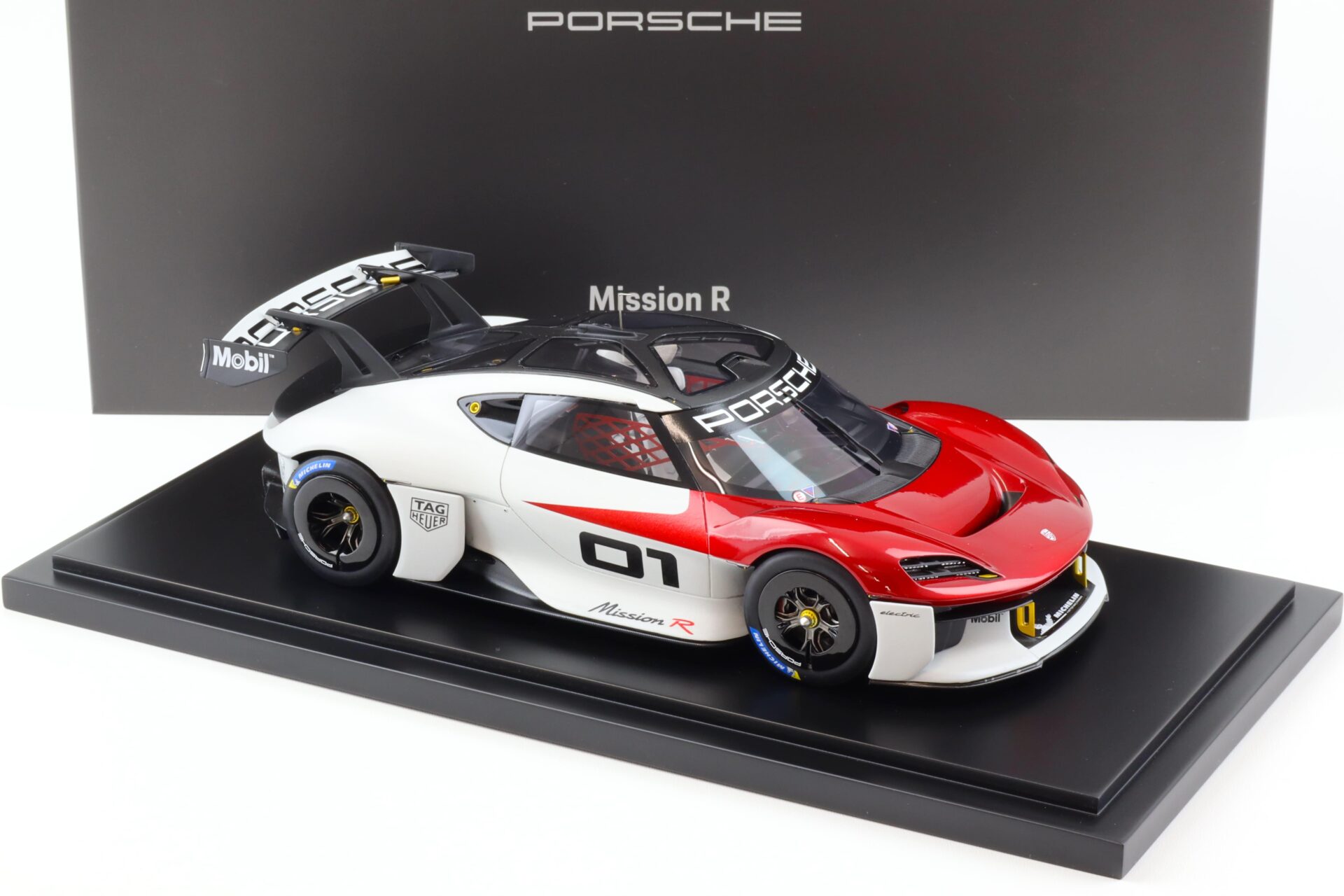 1:18 Spark Porsche Mission R #01 red/ white WAP DEALER