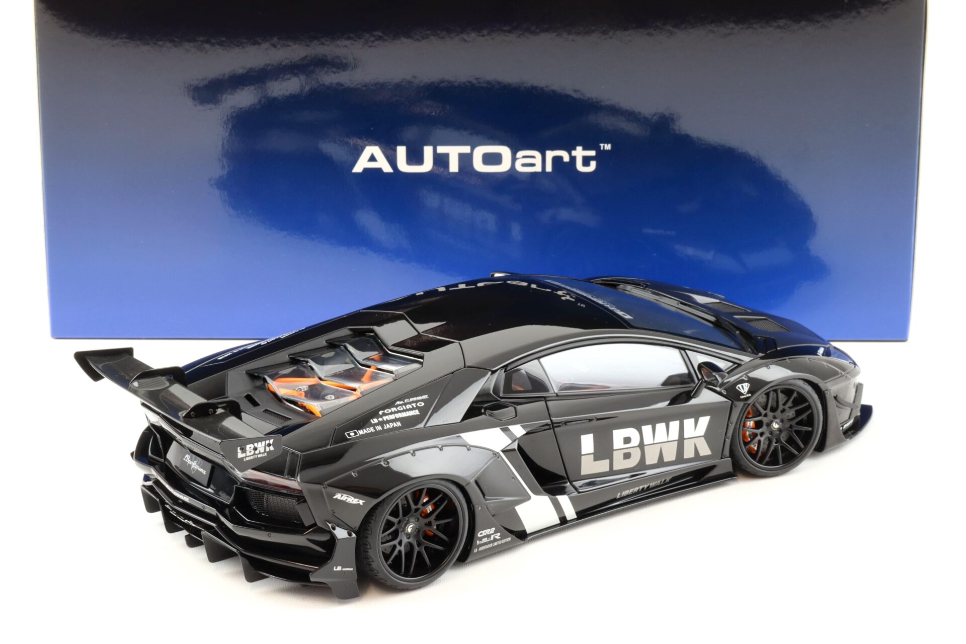 1:18 AUTOart Liberty Walk LB-WORKS Lamborghini Aventador LBWK Livery black 79244