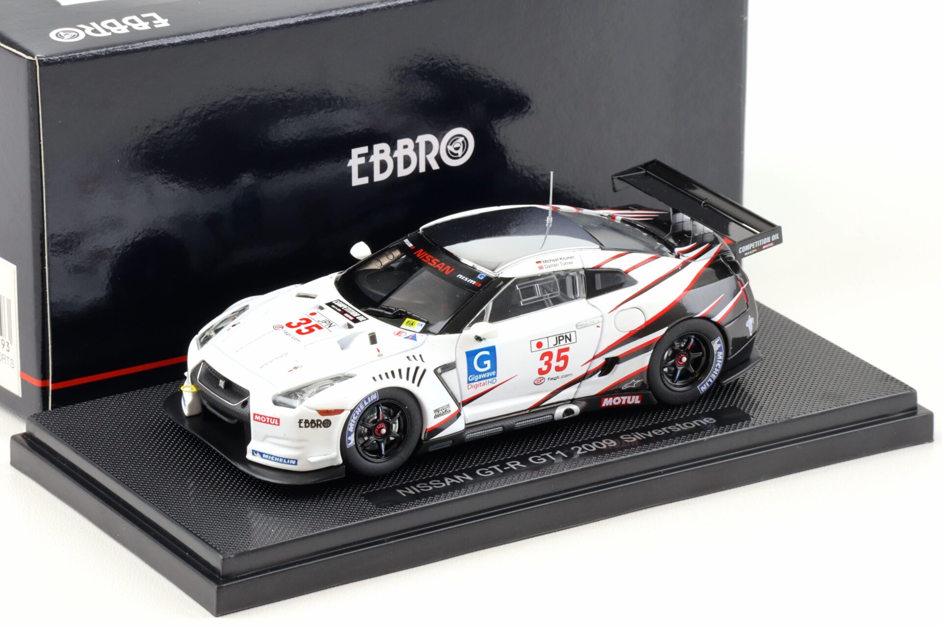 1:43 Ebbro Nissan GT-R R35 GT1 2009 Silverstone #35 Krumm/Turner white